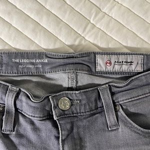 Ag “the legging ankle” grey jean size 26